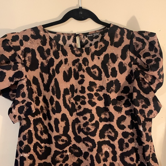 SHEIN blouse - Picture 2 of 4